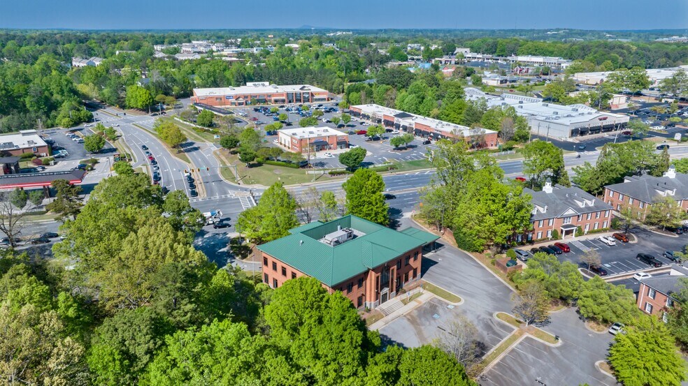 More Photos Of 525 E Crossville Rd, Roswell Office For Sale