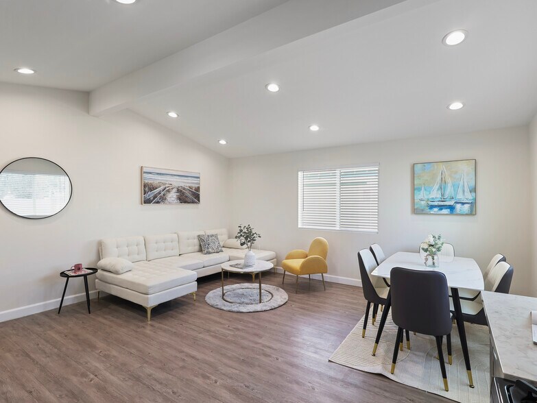 More Photos Of 15801 Chatsworth St, Granada Hills Apartments For Sale