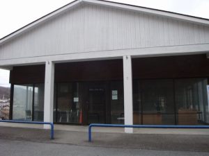 Primary Photo Of 513 Kanawha Ave, Rainelle General Retail For Sale