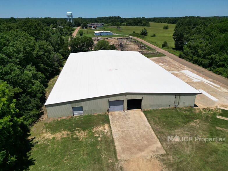 More Photos Of 405 Commerce Park Ave, Canton Warehouse For Lease