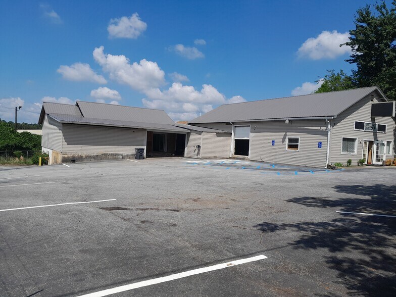 More Photos Of 9135 S Main St, Jonesboro Light Manufacturing For Sale