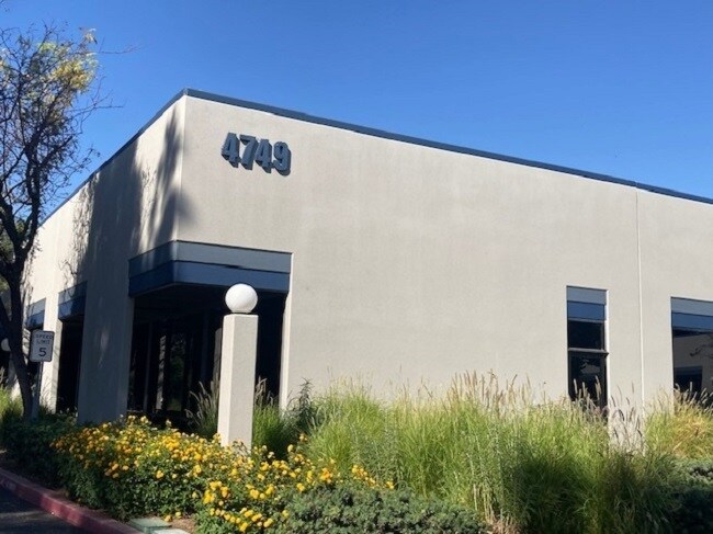 More Photos Of 4749 Bennett Dr, Livermore Research And Development For Sale