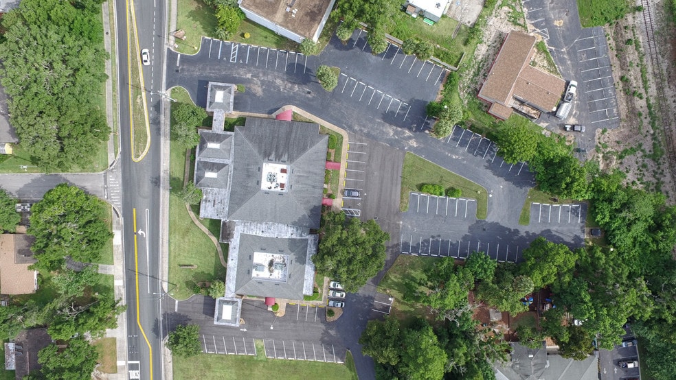 More Photos Of 1805 SE Lake Weir Ave, Ocala Medical For Lease