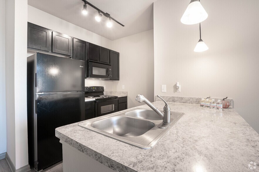 More Photos Of 5751 Greenhouse Rd, Katy Apartments For Lease