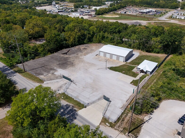 More Photos Of 1455 SE County Road AA, Blue Springs Warehouse For Sale