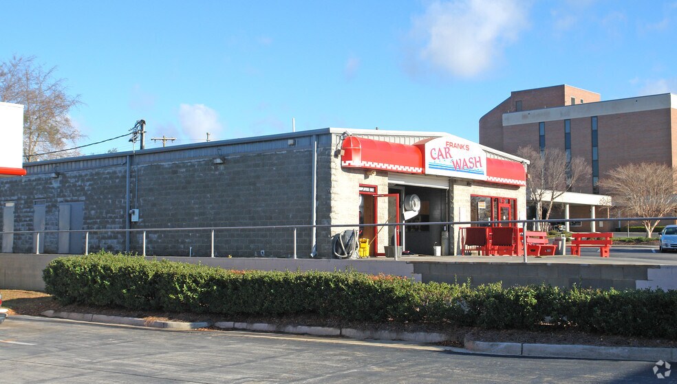 More Photos Of 976 John C Calhoun Dr, Orangeburg Carwash For Lease