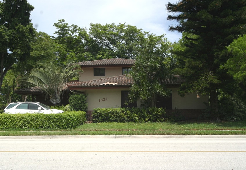 More Photos Of 1322 SE 3rd Ave, Fort Lauderdale Office For Sale