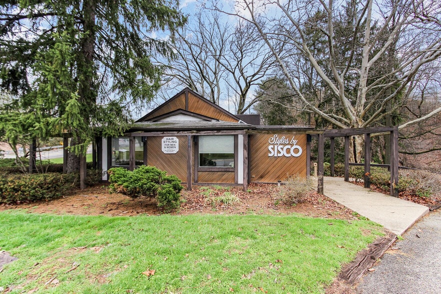 More Photos Of 4351 Old William Penn Hwy, Monroeville General Retail For Sale