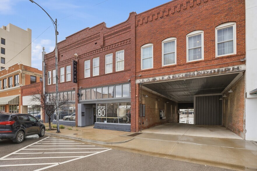 More Photos Of 122 E Randolph Ave, Enid Storefront Retail Residential For Sale