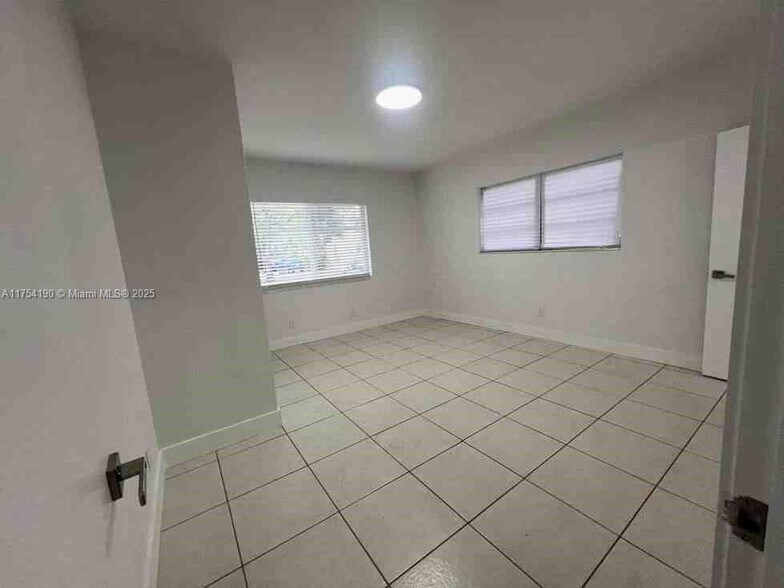 More Photos Of 401 Malaga Ave, Coral Gables Apartments For Sale