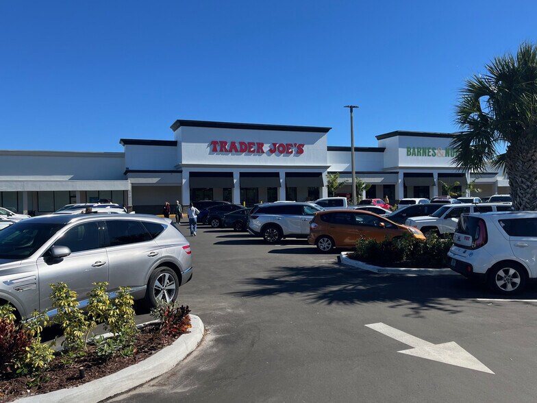 More Photos Of 33507-33675 US Hwy 19 N, Palm Harbor Unknown For Lease