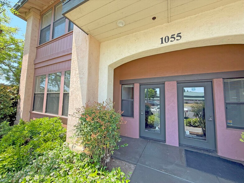 More Photos Of 1055 Broadway, Sonoma Office For Lease