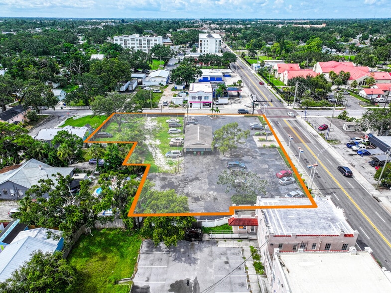 More Photos Of 1121 14th Ave, Bradenton Auto Dealership For Sale