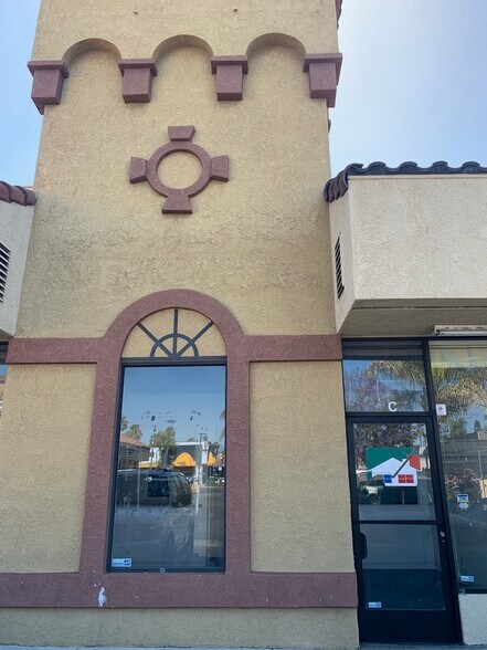 More Photos Of 4505-4509 E Slauson Ave, Maywood General Retail For Lease