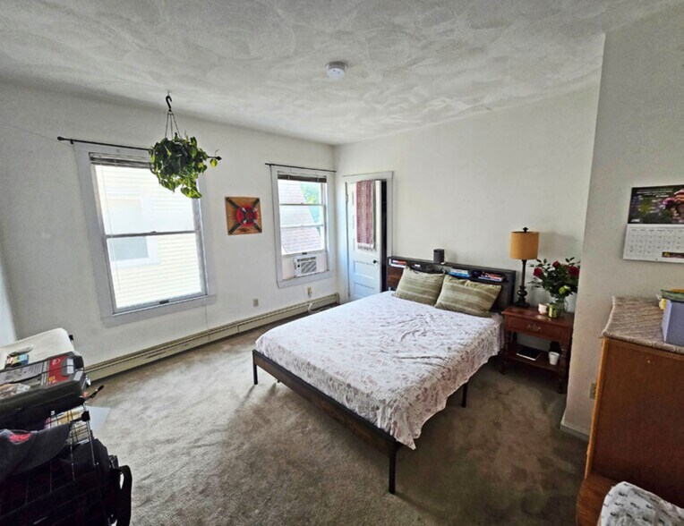 More Photos Of 14 Saint Paul St, Cambridge Apartments For Sale