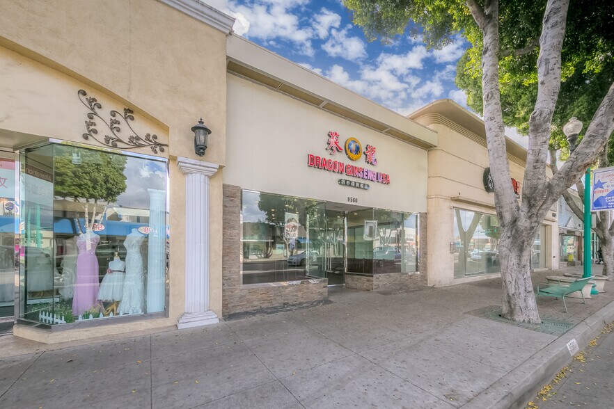 More Photos Of 9560 Las Tunas Dr, Temple City General Retail For Lease