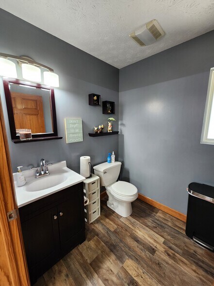 More Photos Of 3760 Union St, Lafayette Specialty For Sale