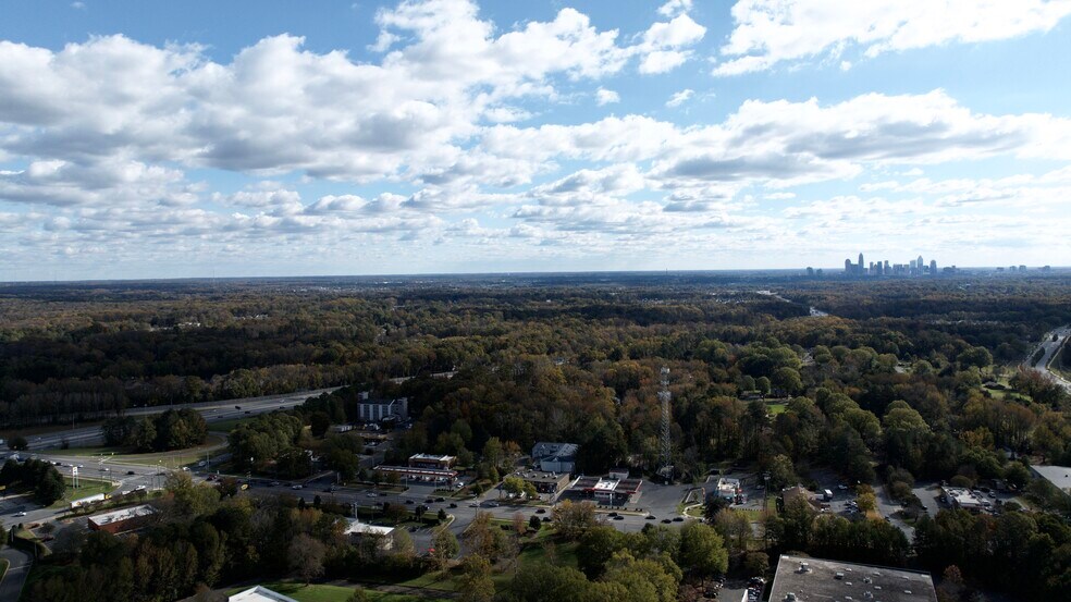 More Photos Of 4400 Sunset Rd, Charlotte General Retail For Sale