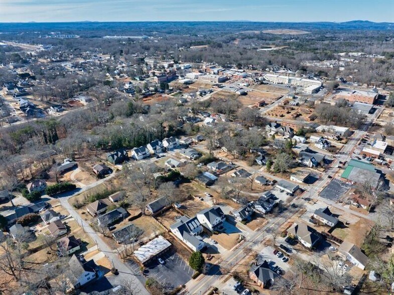 More Photos Of 449 S Hill St, Buford Office For Sale