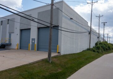 More Photos Of 12819 W Silver Spring Dr, Butler Warehouse For Lease