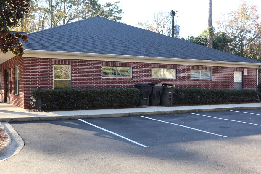 More Photos Of 2344 Centerville Rd, Tallahassee Medical For Lease