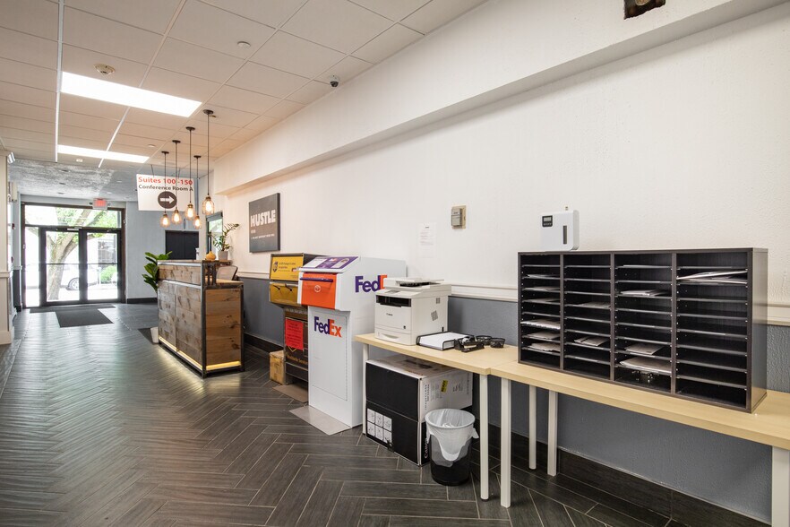 More Photos Of 3 Grace Ave, Great Neck Office For Lease