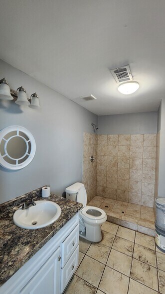 More Photos Of 720 Good Hope St, Norco Industrial For Sale