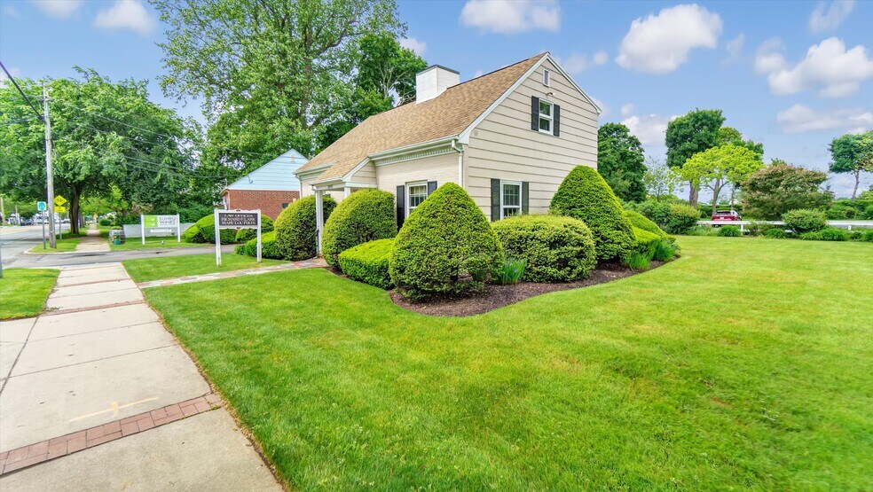 More Photos Of , Cutchogue Office For Sale