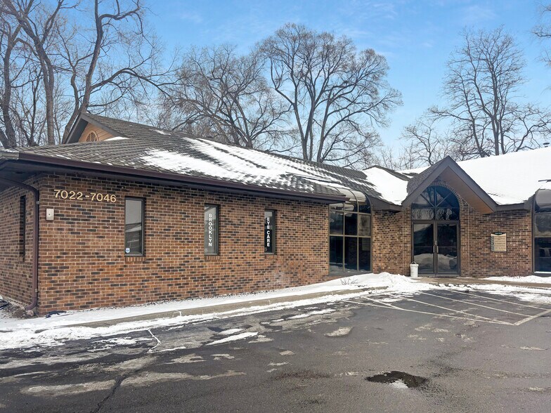 Primary Photo Of 7046 Brooklyn Blvd, Brooklyn Center Medical For Sale