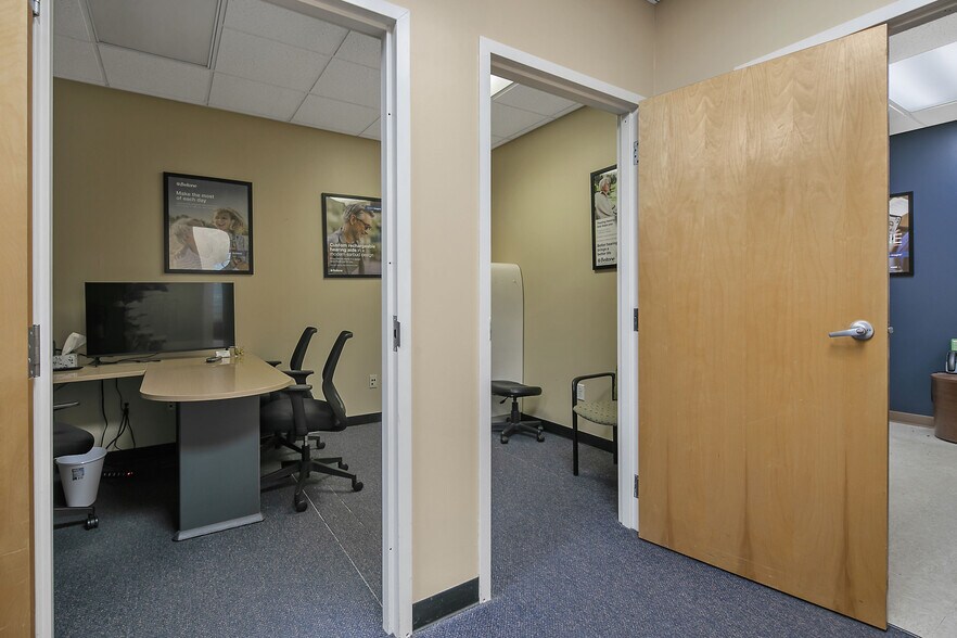 More Photos Of 303-305 Tilghman Dr, Dunn Medical For Lease