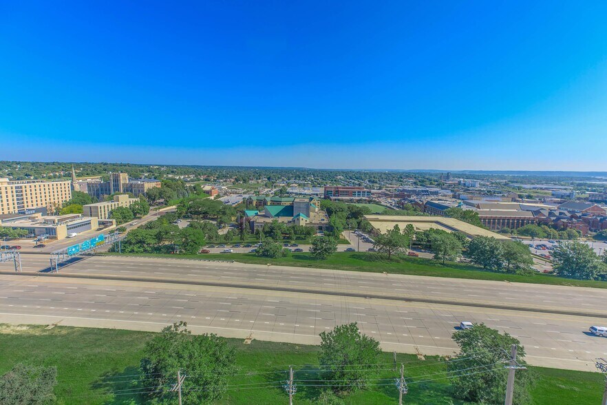 More Photos Of 320 N 22nd St, Omaha Apartments For Sale