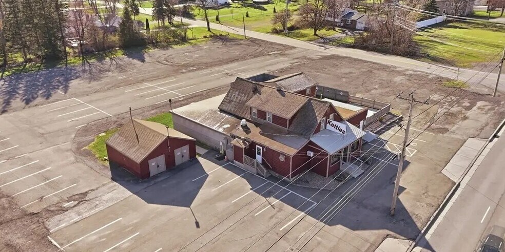 More Photos Of 3719 Abbott Rd, Orchard Park Restaurant For Sale