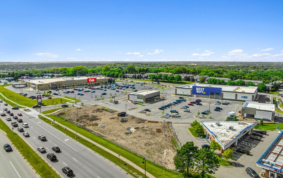 More Photos Of 1750-1800 County Road 42 W, Burnsville General Retail For Lease
