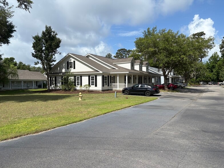 Primary Photo Of 33 Marshellen Dr, Beaufort Medical For Lease
