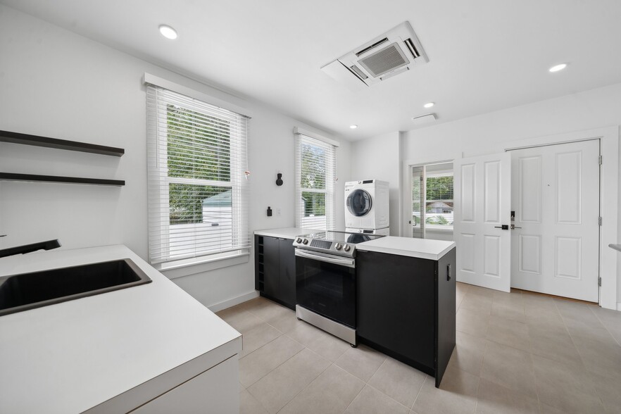 More Photos Of 2810 Griffin Ave, Richmond Apartments For Sale