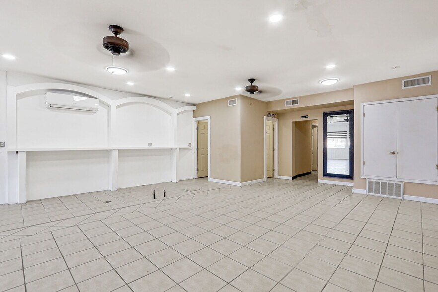 More Photos Of 2222 Bassett Ave, El Paso Storefront Retail Residential For Sale