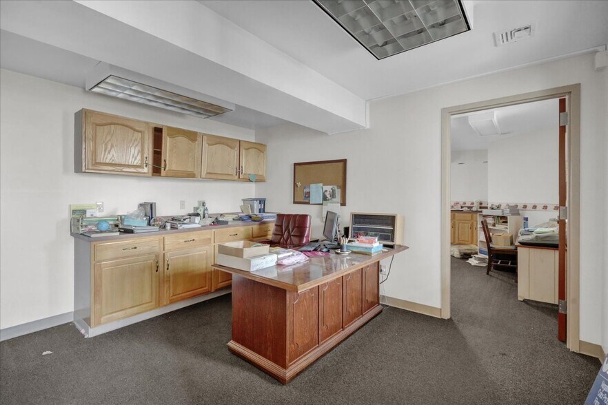 More Photos Of 301 Heffner St, Minersville Specialty For Sale