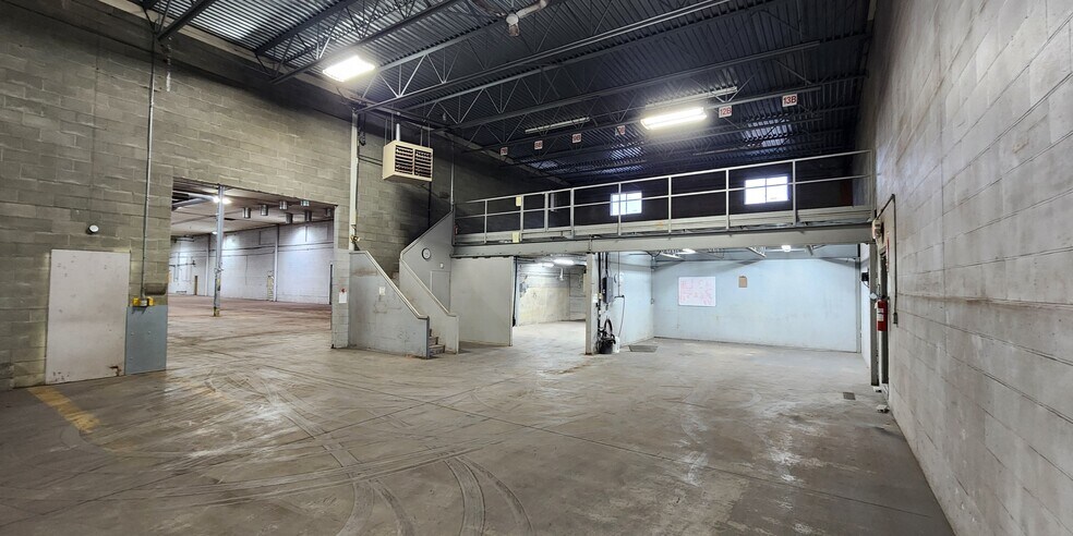 More Photos Of 1810 Kosmina Rd, Vernon Manufacturing For Sale