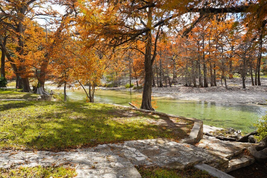 More Photos Of 1996 County Road 348, Concan Land For Sale