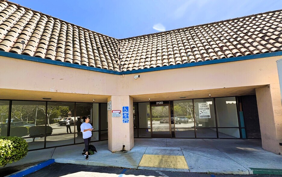 More Photos Of 2050-2128 Soquel Ave, Santa Cruz Storefront Retail Office For Lease