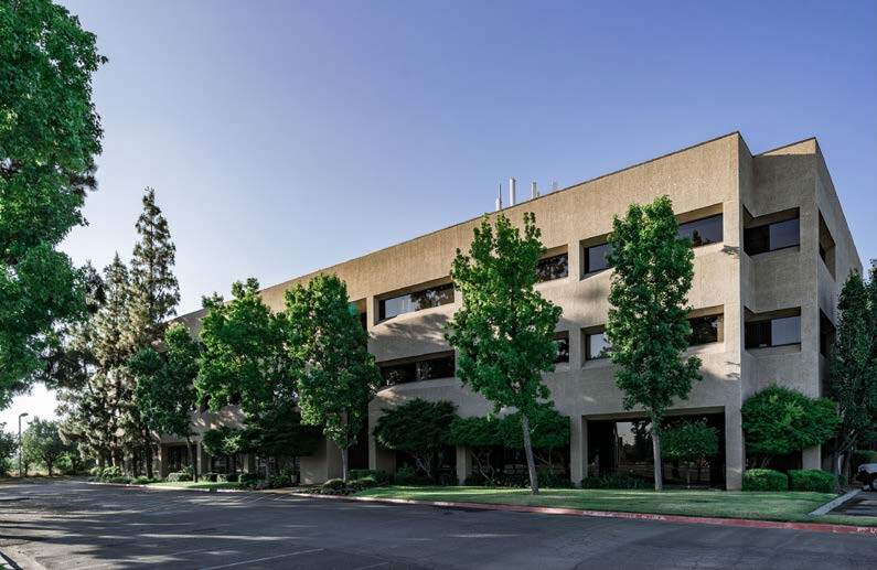 More Photos Of 155 E Shaw Ave, Fresno Office For Lease