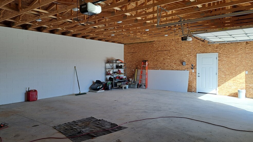 More Photos Of 29 Dorton Way, Crossville Light Distribution For Sale