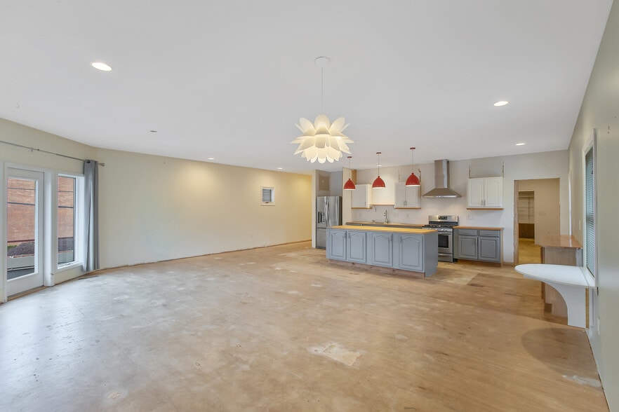 More Photos Of 226 Hawley Ave, Syracuse Freestanding For Sale