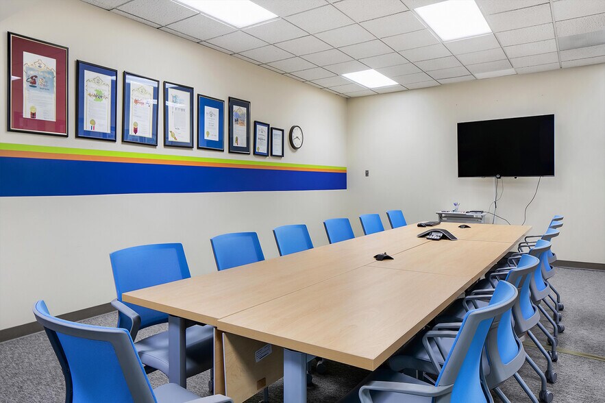 More Photos Of 526 W Las Tunas Dr, San Gabriel Office For Sale