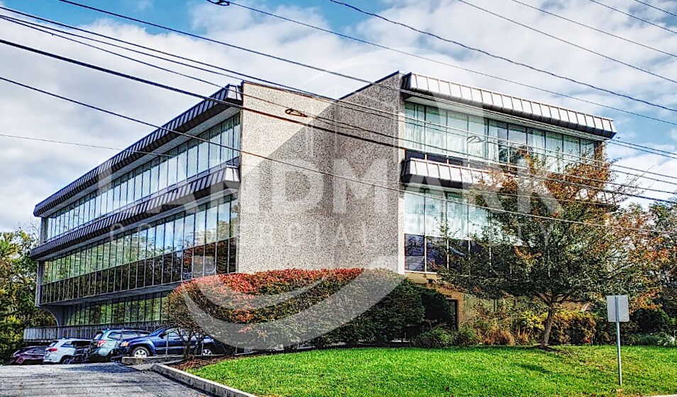 More Photos Of 355 N 21st St, Camp Hill Medical For Lease