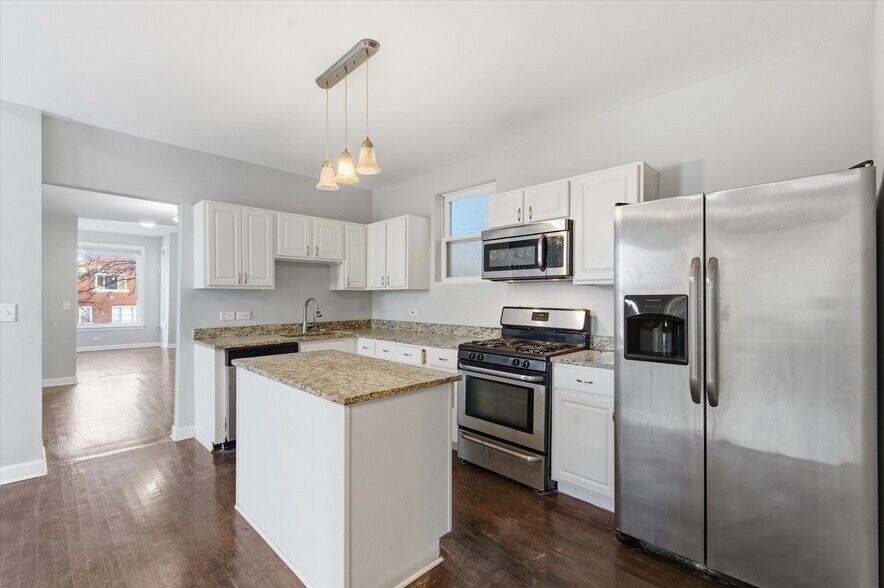 More Photos Of 4140 N Western Ave, Chicago Multifamily For Sale