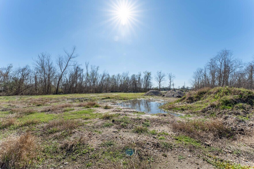 More Photos Of 3672 Airline Hwy, Reserve Land For Sale