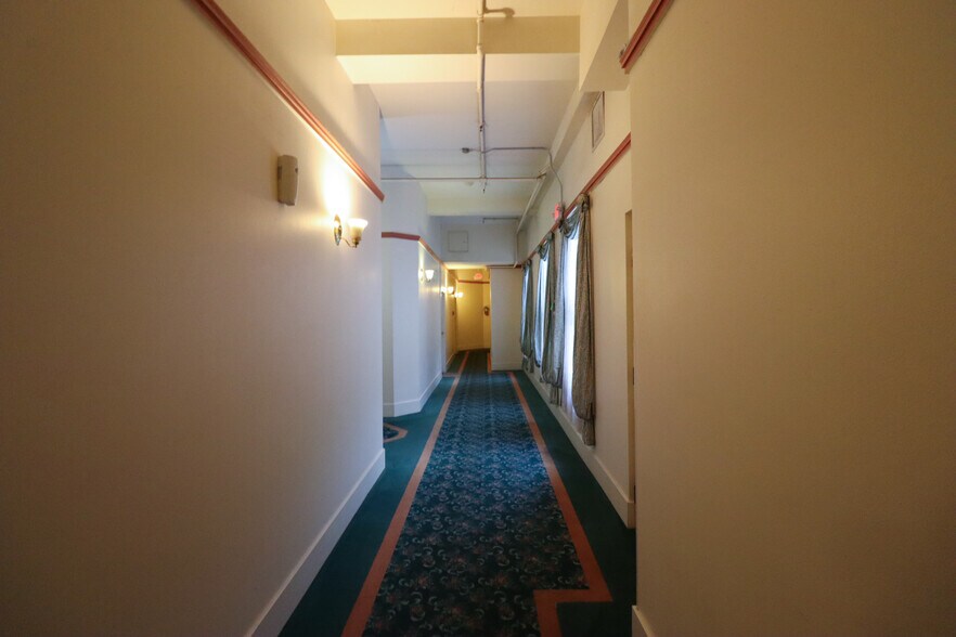 More Photos Of 795 Willamette St, Eugene Apartments For Sale