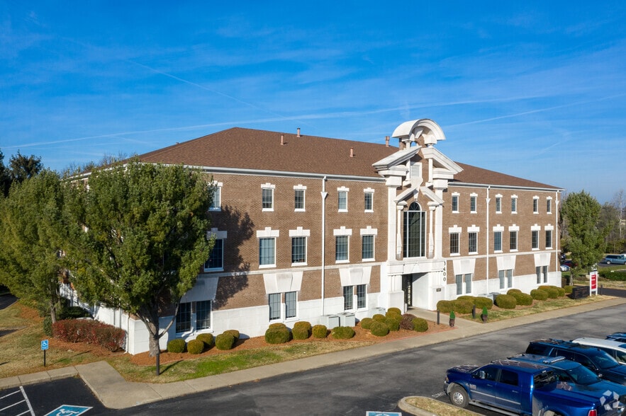 Primary Photo Of 9400 Williamsburg Plaza, Louisville Office For Lease