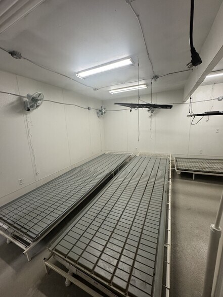 More Photos Of 2215 King Arthur Blvd, Baton Rouge Industrial For Sale